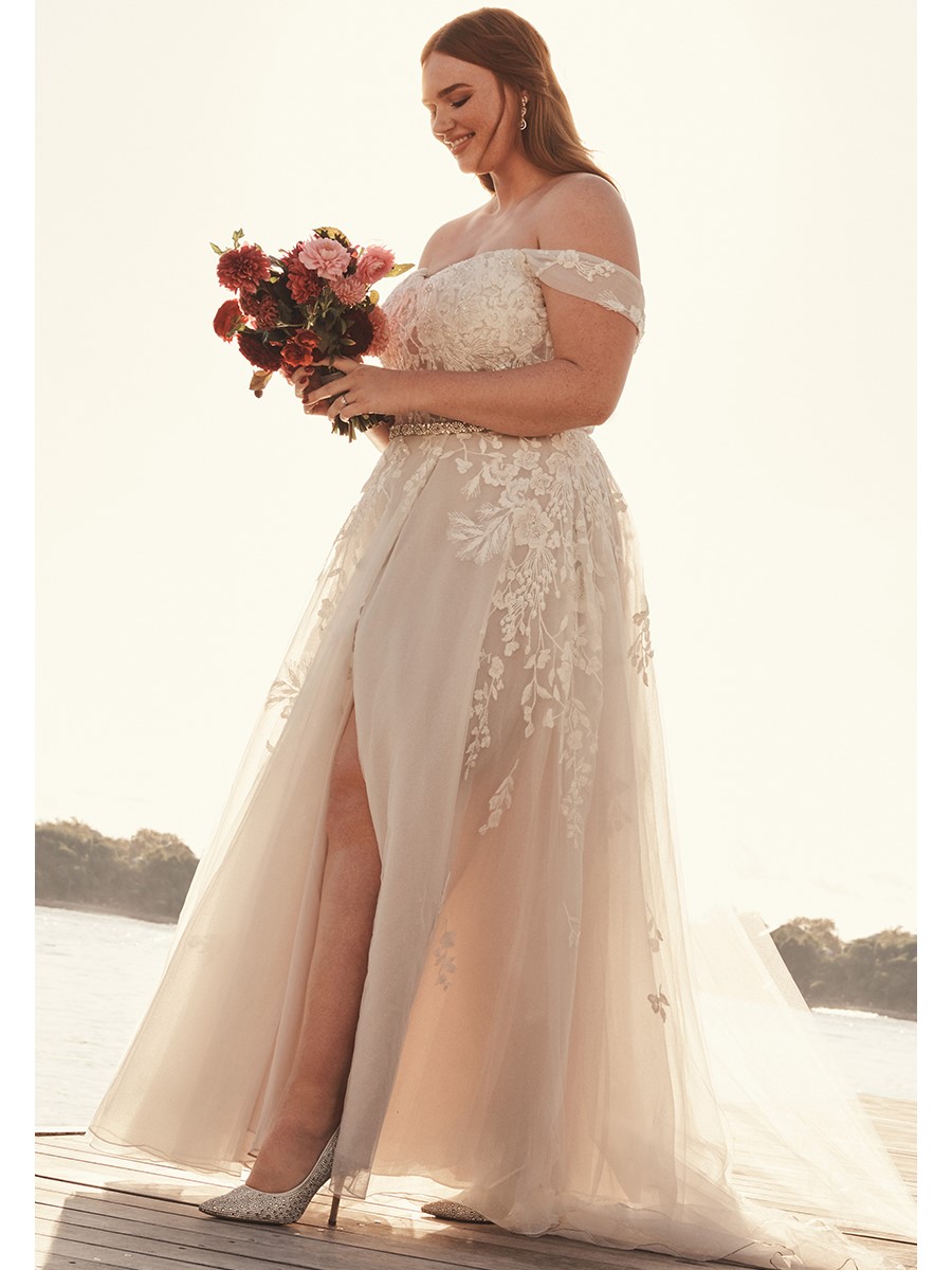 10 Plus Size Wedding Dresses Ditalia 1244